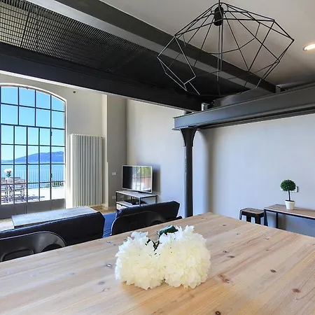 Loft דירה